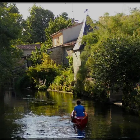 Cozy 2-room Bohemian # Charente Garage & Wifi # Apartment Chateaubernard