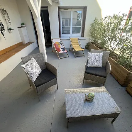 Cozy 2-room Bohemian # Charente Garage & Wifi # Apartment Chateaubernard